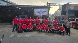 Aksi Sosial Ramadan: MADAS Sedarah Bersama TNI–Polri Kenjeran Bagikan 1.500 Takjil Aksi Sosial Ramadan: MADAS Sedarah Bersama TNI–Polri Kenjeran Bagikan 1.500 Takjil